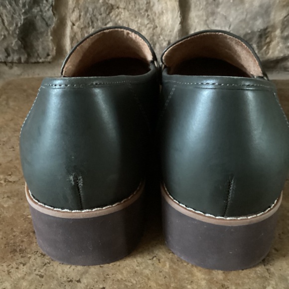 Vionic Cheryl II Penny Loafer Size 10 W Dark Khaki Women's Loafer Shoes Brown - Picture 3 of 5